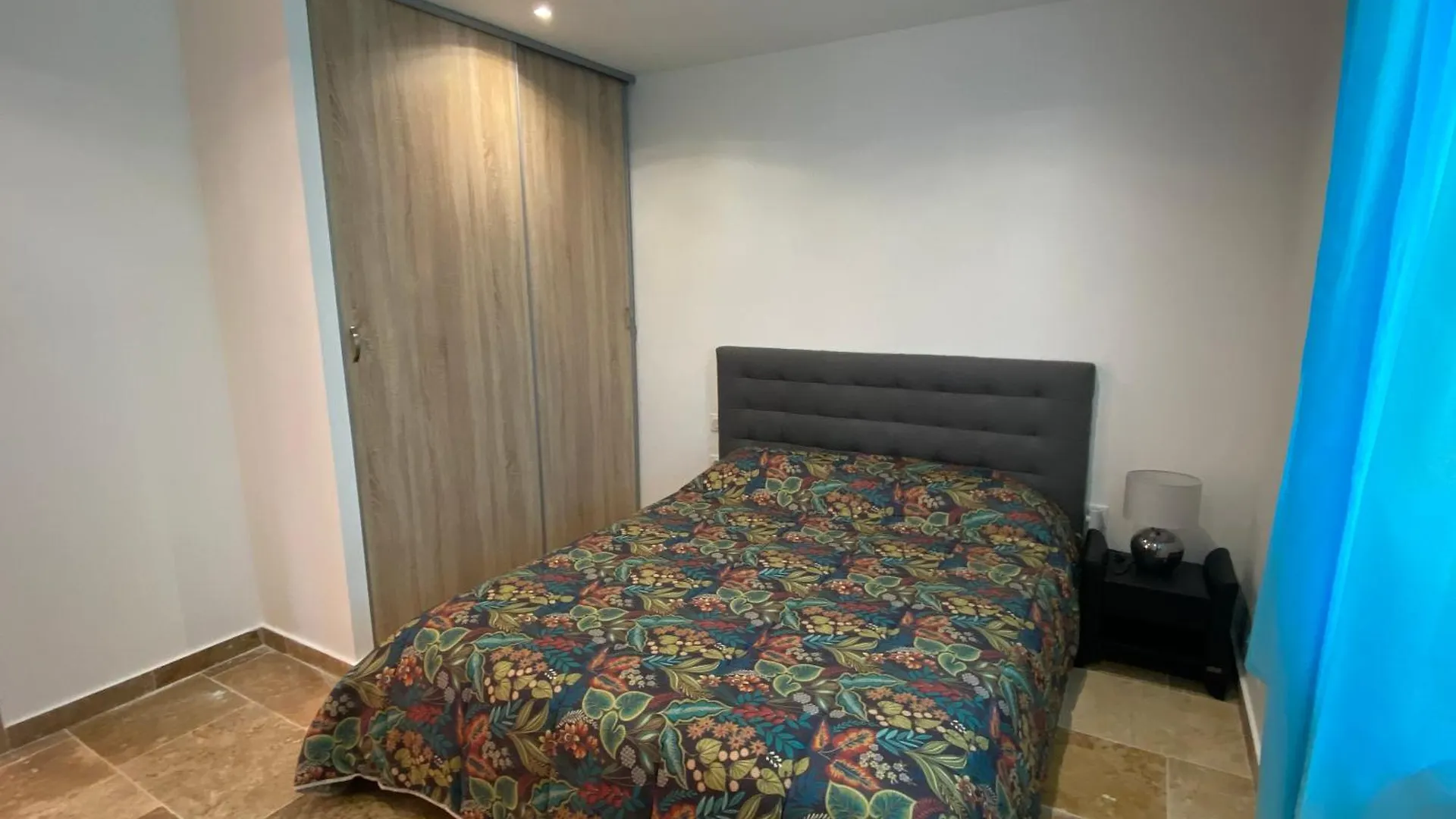 Agreable Dependance 3 Pieces Villa Saint-Maximin