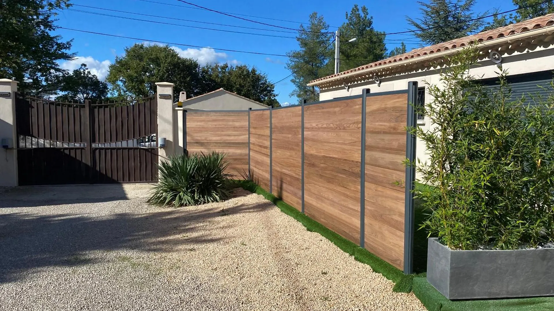 Agreable Dependance 3 Pieces Villa Saint-Maximin Semesterbostad